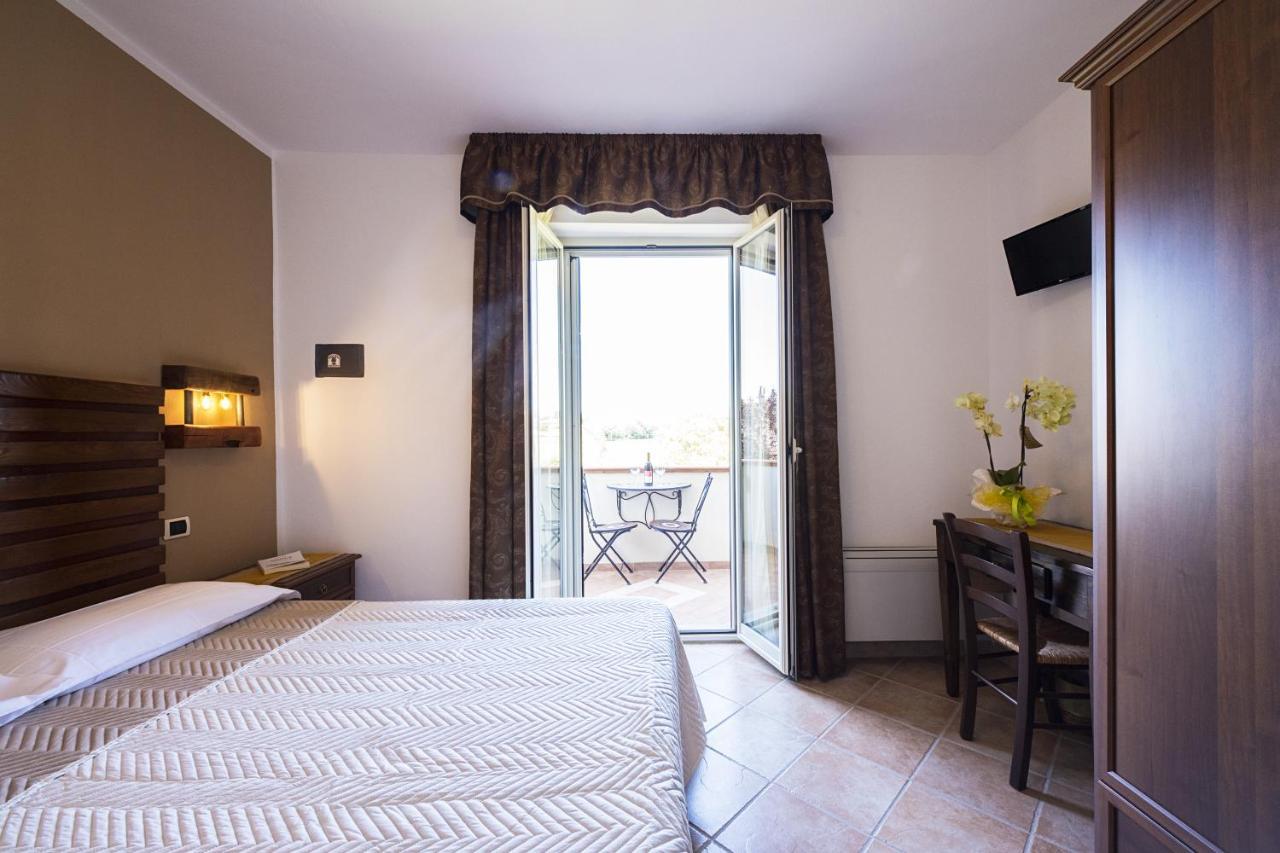 Agriturismo Il Fontanile Marsiliana Eksteriør billede